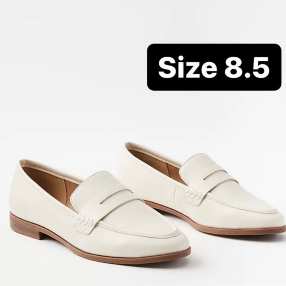 Loft size 8.5 penny loafers shoes dress work shoes dusty bone

Brand new in box